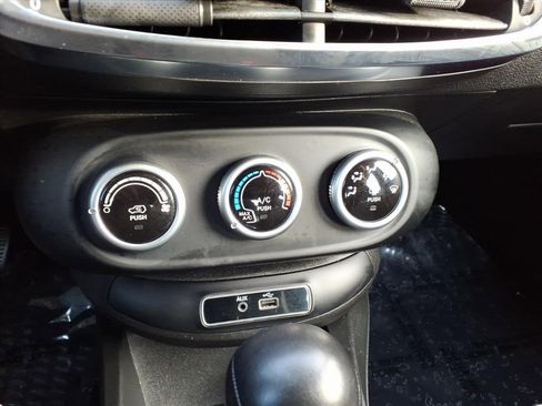 Used 2017 FIAT 500X Pop w/ Pop Popular Equipment Package image 19