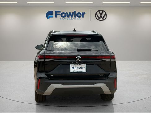 New 2026 Volkswagen Tiguan SE AWD/4WD image 6