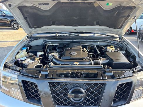 Used 2017 Nissan Frontier SV image 28