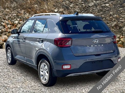 Used 2020 Hyundai Venue SEL FWD image 10