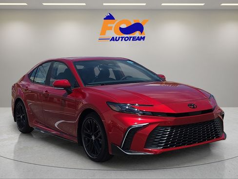 New 2026 Toyota Camry SE FWD image 6