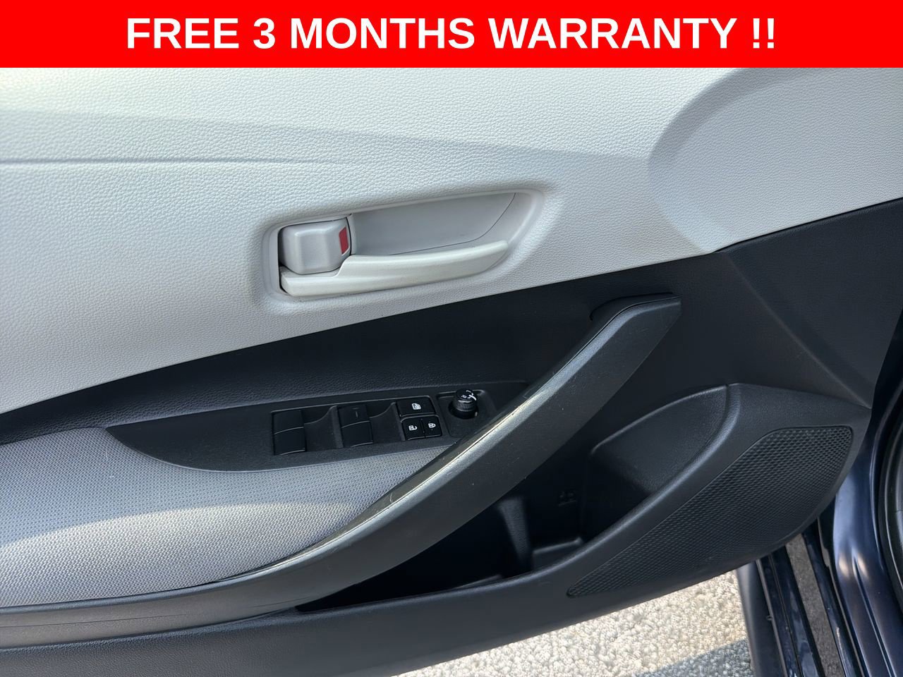 Used 2022 Toyota Corolla LE FWD image 11