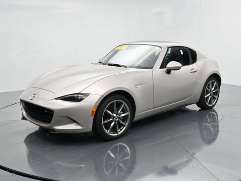 Used 2022 MAZDA MX-5 Miata RF Grand Touring w/ Weather Package RWD image 4