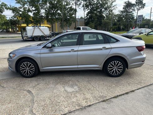 Used 2021 Volkswagen Jetta SE FWD image 8
