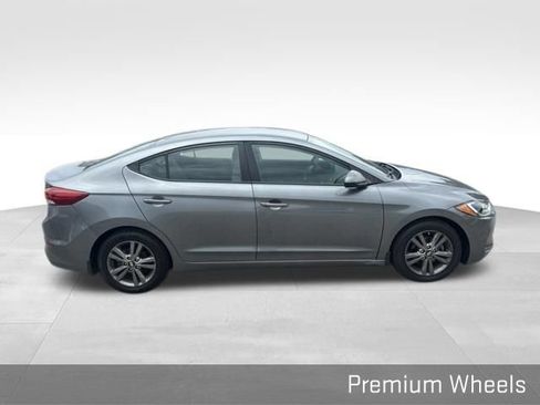 Used 2018 Hyundai Elantra SEL FWD image 6