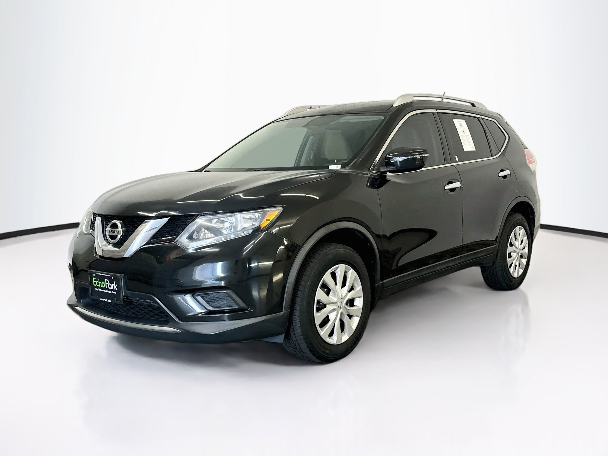Used 2016 Nissan Rogue S w/ Appearance Package AWD/4WD image 3
