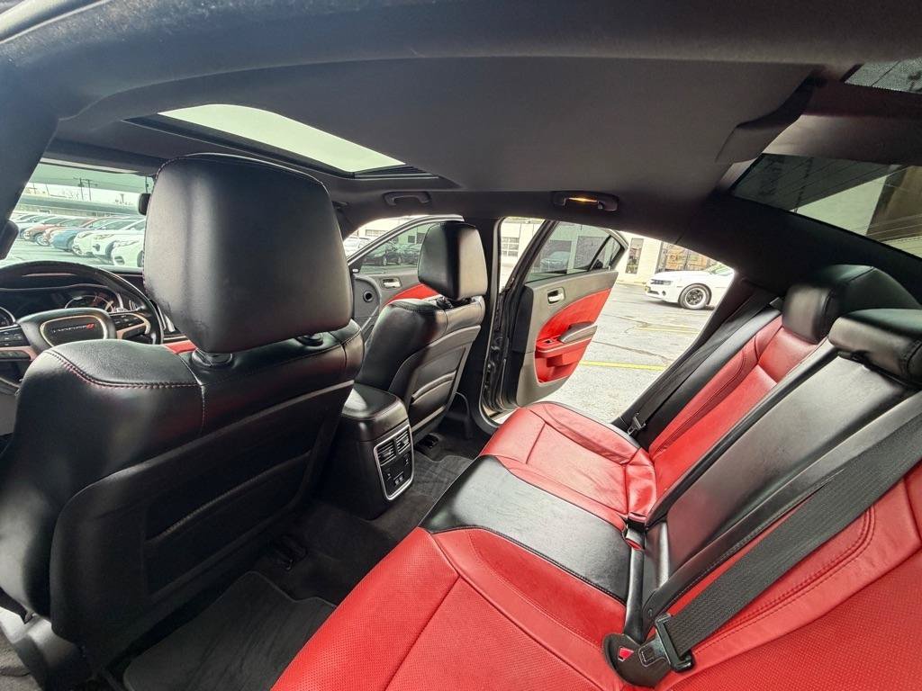 Used 2015 Dodge Charger R/T w/ Plus Group RWD image 18