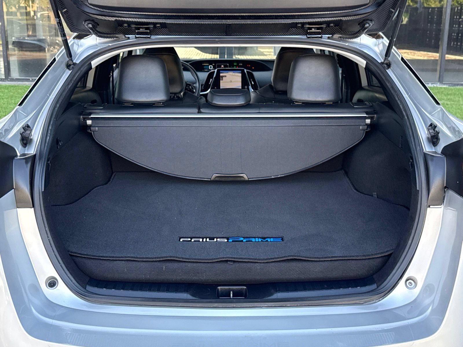 Used 2020 Toyota Prius Prime XLE FWD image 15