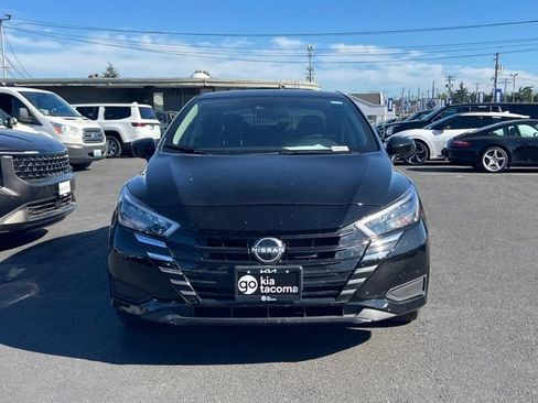 Used 2025 Nissan Versa SV w/ Trunk Package FWD image 6
