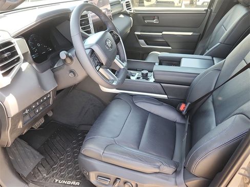 Used 2025 Toyota Tundra Platinum image 7