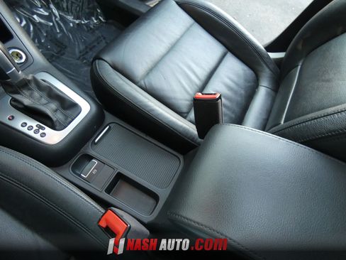 Used 2017 Volkswagen Tiguan SEL FWD image 58