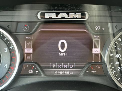 Used 2021 RAM 2500 Laramie AWD/4WD image 25