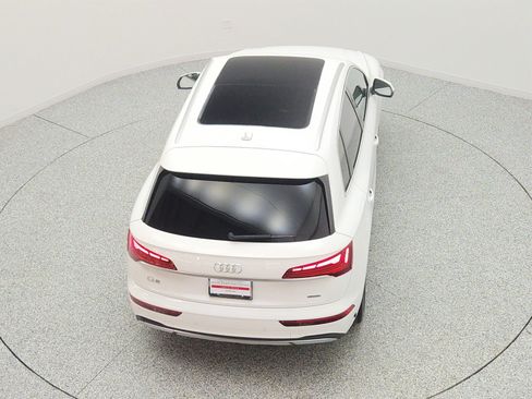 Used 2023 Audi Q5 2.0T Premium w/ Convenience Package AWD/4WD image 27