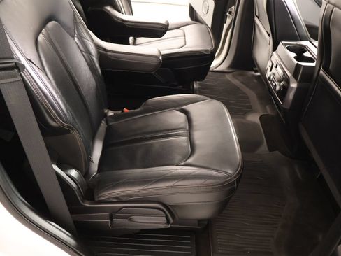 Used 2021 Ford Expedition Platinum AWD/4WD image 15