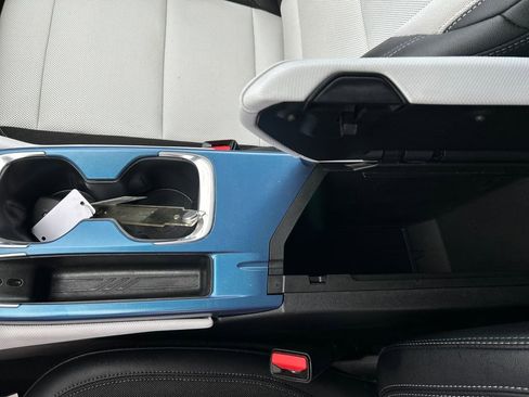 Used 2025 Chevrolet Equinox EV LT w/ Convenience Package image 21