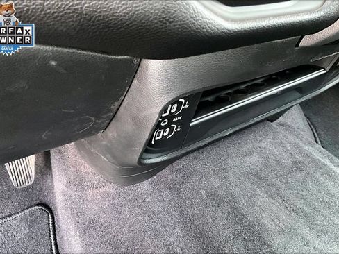 Used 2026 RAM 2500 Laramie AWD/4WD image 29