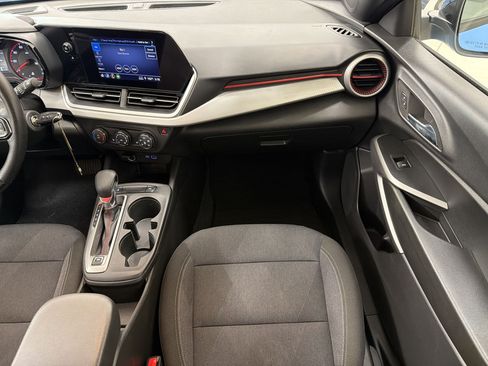 Used 2024 Chevrolet Trax RS w/ Driver Confidence Package FWD image 29