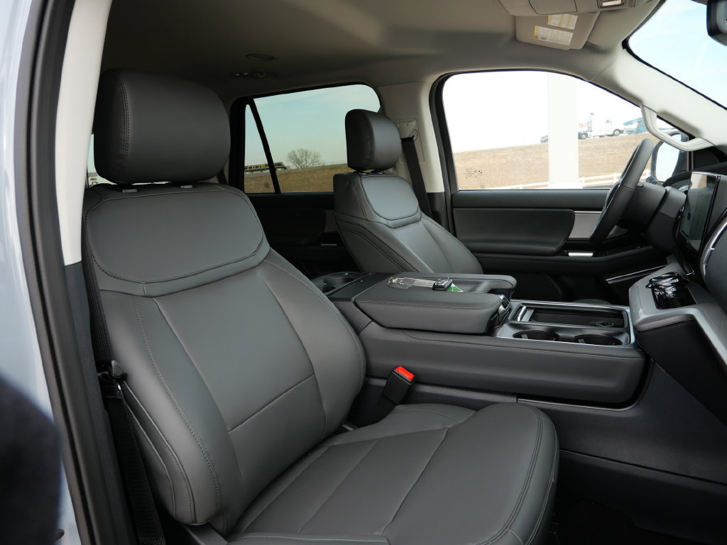 New 2026 Ford Expedition Active AWD/4WD image 22