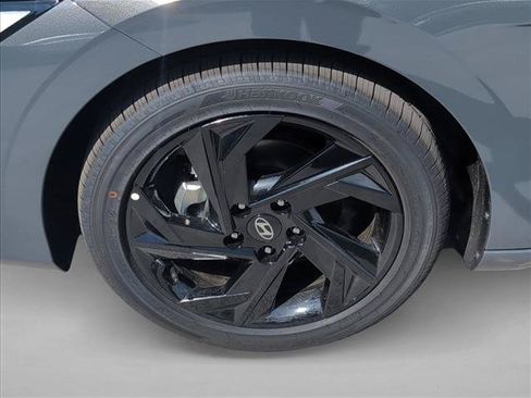 New 2026 Hyundai Elantra SEL Sport FWD image 10