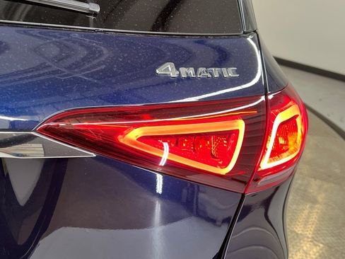 Used 2022 Mercedes-Benz GLE 350 4MATIC image 10