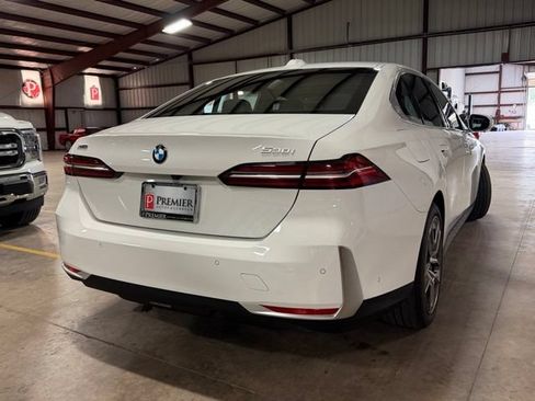 Used 2026 BMW 530i xDrive AWD/4WD image 6