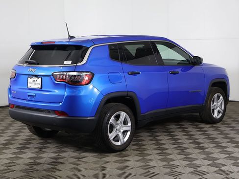 Used 2023 Jeep Compass Sport AWD/4WD image 7
