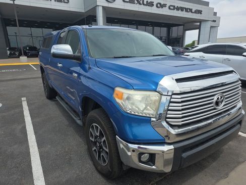 Used 2016 Toyota Tundra Limited w/ Limited Premium Package AWD/4WD image 3