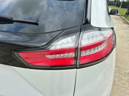 Used 2024 Ford Edge SE AWD/4WD image 28