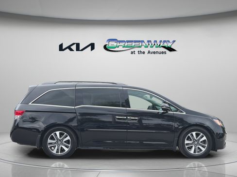 Used 2014 Honda Odyssey Touring Elite image 7