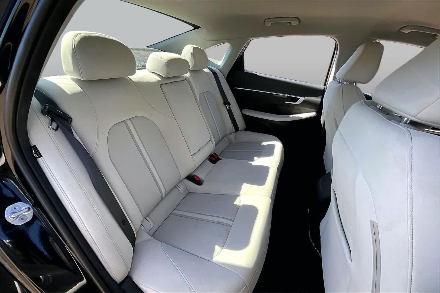 Used 2025 Hyundai Sonata SEL FWD image 19