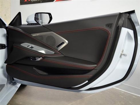 Used 2024 Chevrolet Corvette Stingray Premium Cpe w/ 3LT image 15