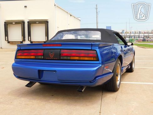 Used 1991 Pontiac Firebird Convertible RWD image 38