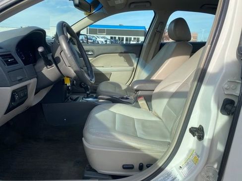 Used 2012 Ford Fusion SEL image 16