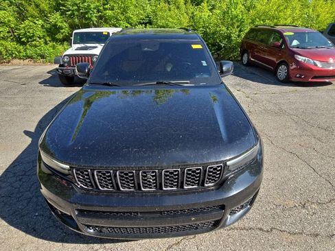 Used 2024 Jeep Grand Cherokee L Summit AWD/4WD image 13