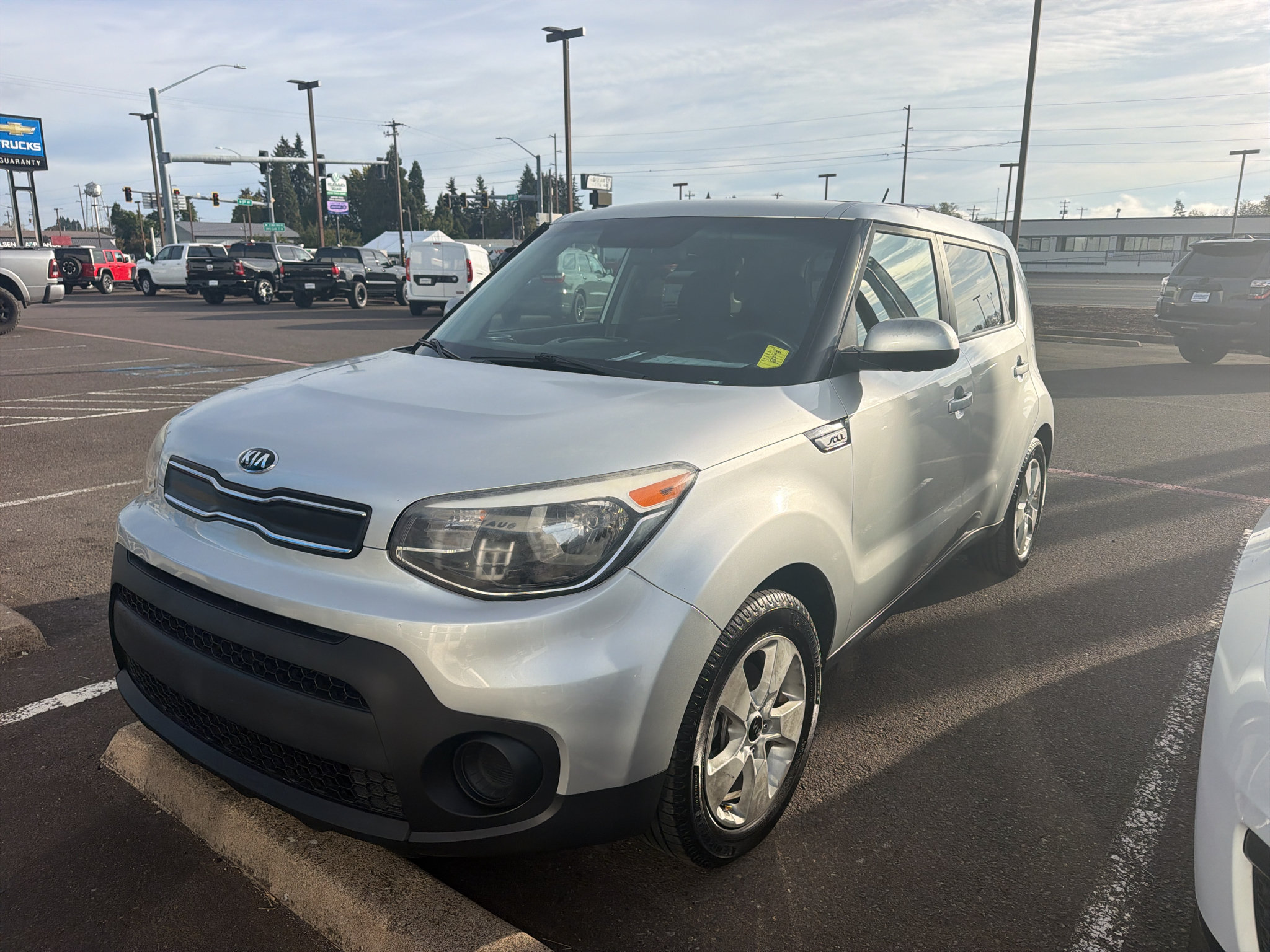 Used 2018 Kia Soul FWD image 4