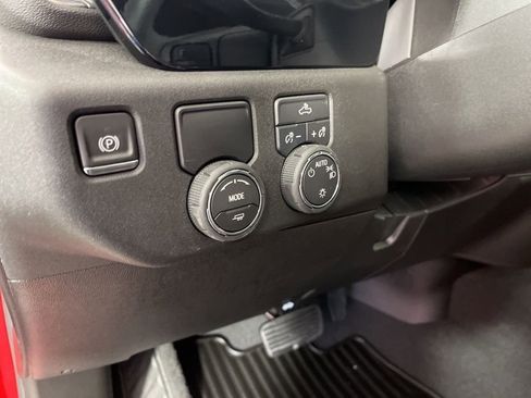 New 2026 Chevrolet Silverado 1500 LT image 22