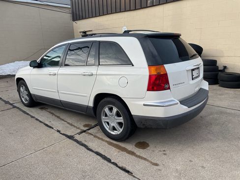 Used 2004 Chrysler Pacifica 2WD w/ Cargo Convenience Group image 5