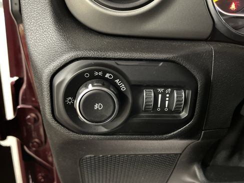 Used 2021 Jeep Wrangler Unlimited Willys image 20