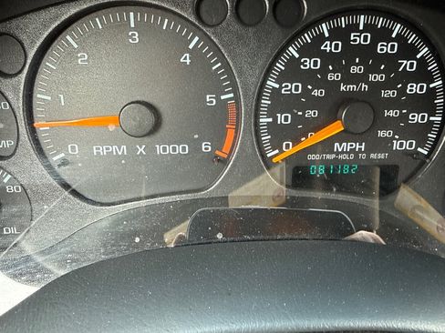 Used 2001 GMC Jimmy SLE w/ SLE Luxury Equipment Group AWD/4WD image 21