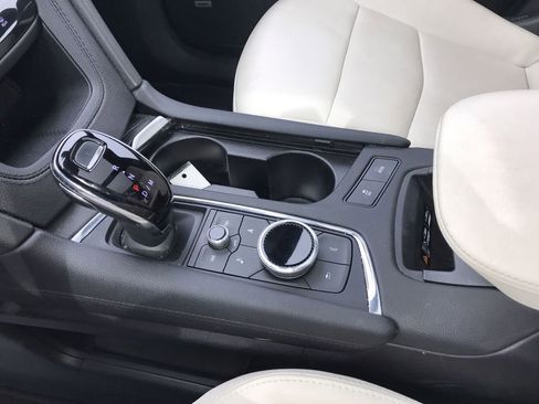 Used 2023 Cadillac XT6 Sport image 21