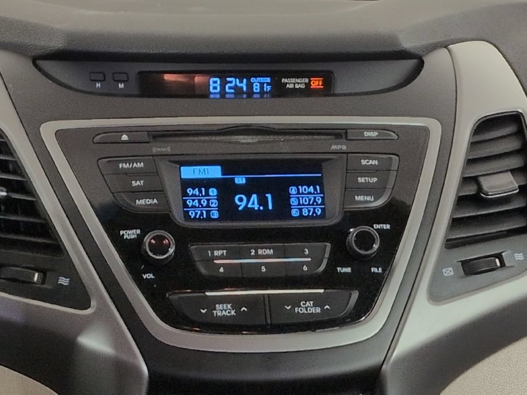 Used 2016 Hyundai Elantra SE FWD image 22