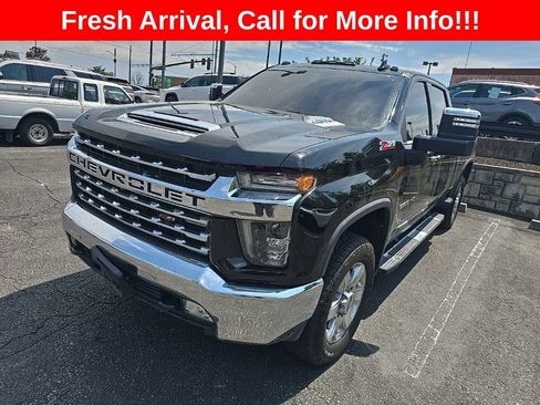 Used 2020 Chevrolet Silverado 2500 LTZ w/ LTZ Premium Package AWD/4WD image 3