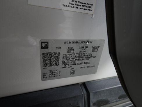 Used 2022 Cadillac Escalade ESV Premium Luxury w/ LPO, Radiant Package image 36