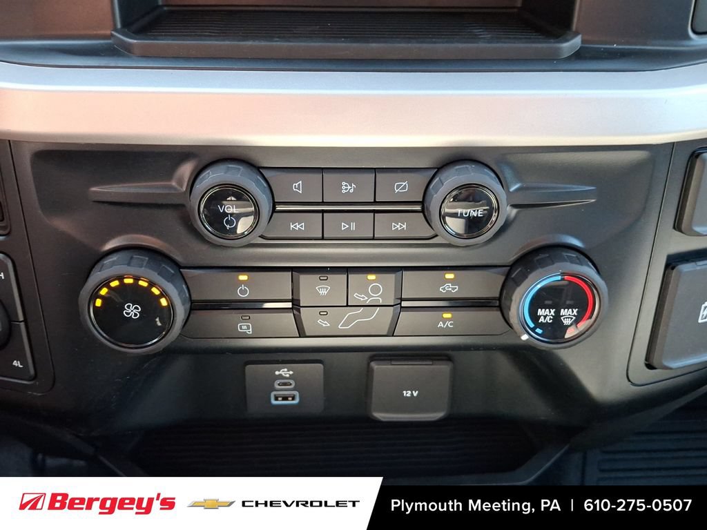Used 2023 Ford F250 XL w/ XL Off-Road Package AWD/4WD image 18