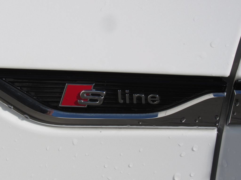 Used 2022 Audi A5 2.0T Premium AWD/4WD image 9