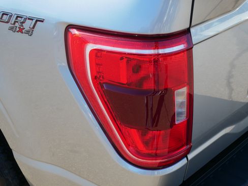 Certified 2022 Ford F150 XLT w/ Equipment Group 302A High image 17