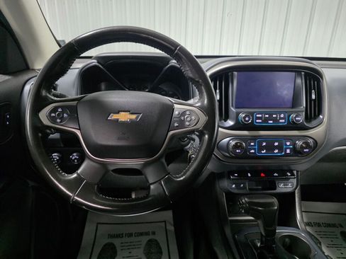 Used 2018 Chevrolet Colorado Z71 w/ LPO, Premium Interior Package AWD/4WD image 8