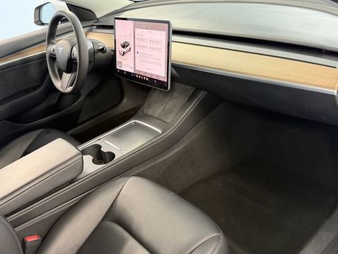 Used 2023 Tesla Model 3 Standard Range RWD image 12