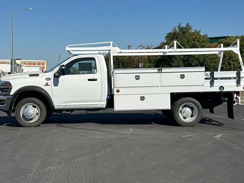 New 2026 RAM 5500 Tradesman w/ Chrome Appearance Group image 6