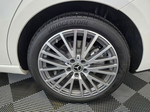 Used 2025 Mercedes-Benz CLA 250 4MATIC image 20